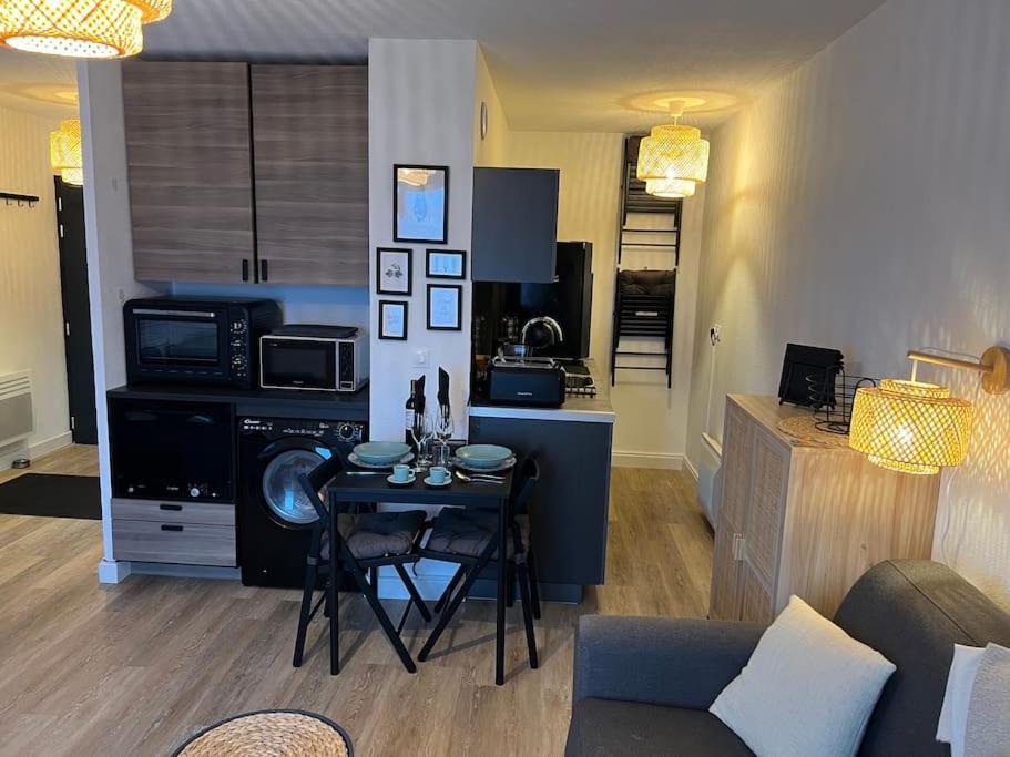 Studio Confortable Aux Portes De Bordeaux Et Medoc Ludon-Médoc المظهر الخارجي الصورة
